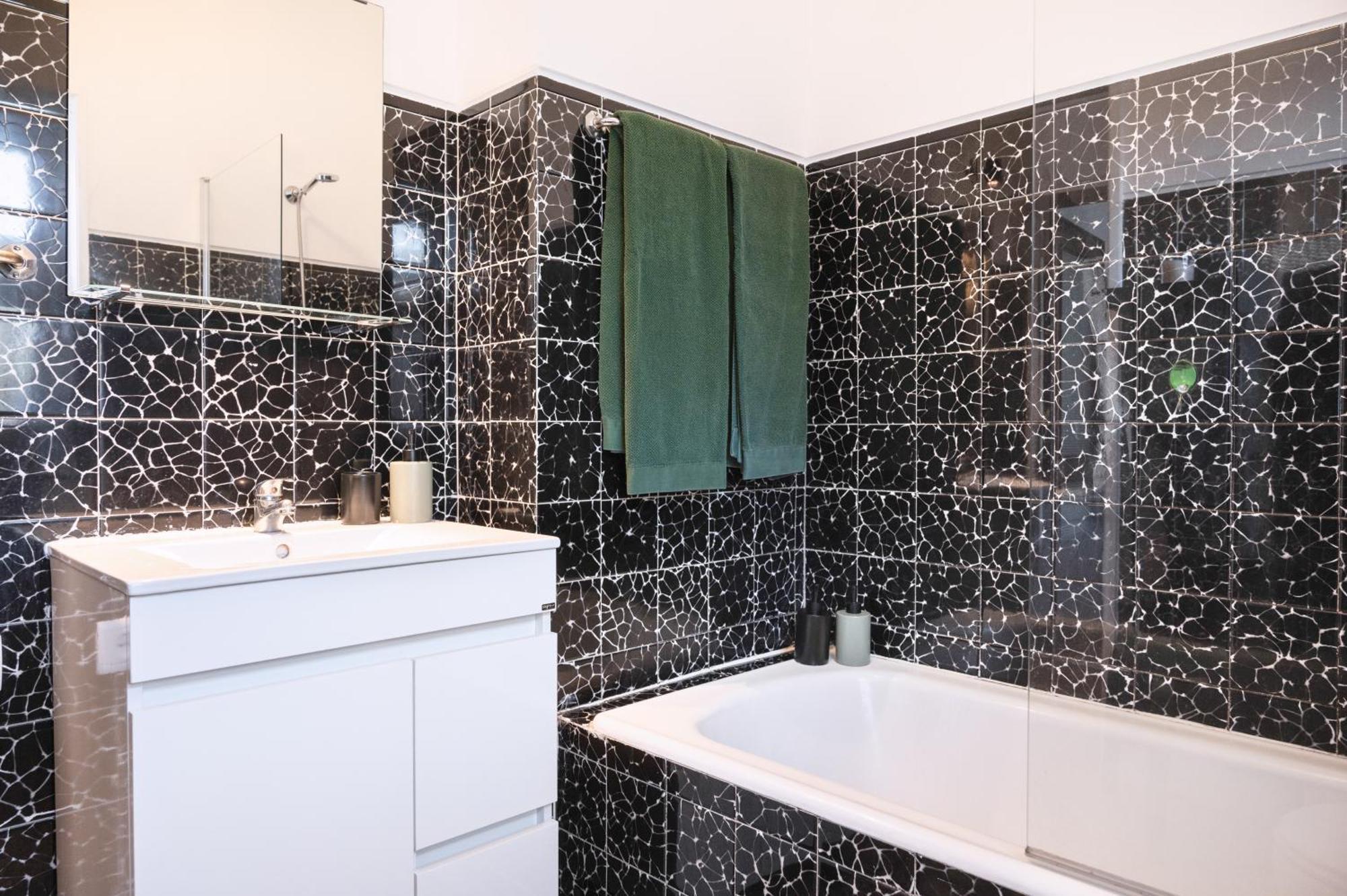 Apartment ! Bright 2br Hammock Flat ! Praca Da Republica